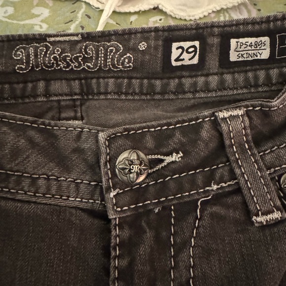 Miss Me Grey Skinny Jeans with Embellished Back - Picture 6 of 15